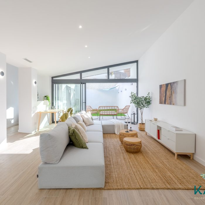 PROYECTO HOME STAGING CALLE BURGOS, BARCELONA